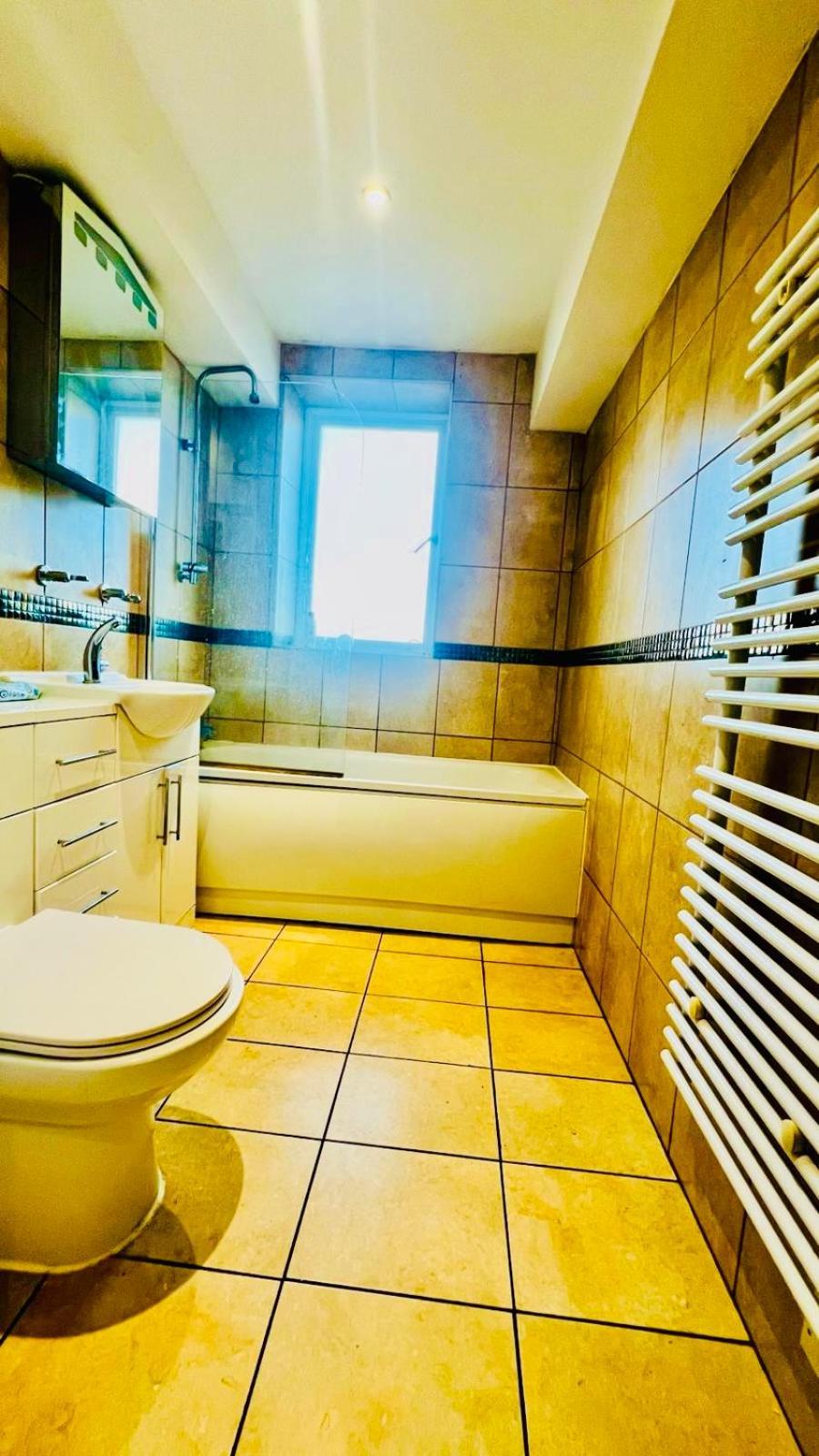 City View Sunset Luxurious Apartment In London Zone-1 Including One Family Twin Room With Its Own Stunning Private Terrace Exterior photo